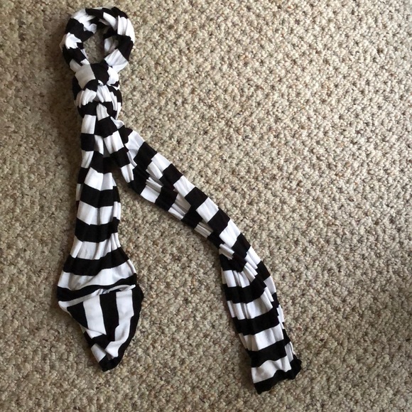 Scarf - Picture 1 of 1